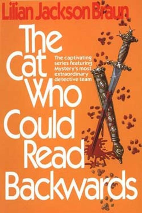 De kat die van achteren naar voren las